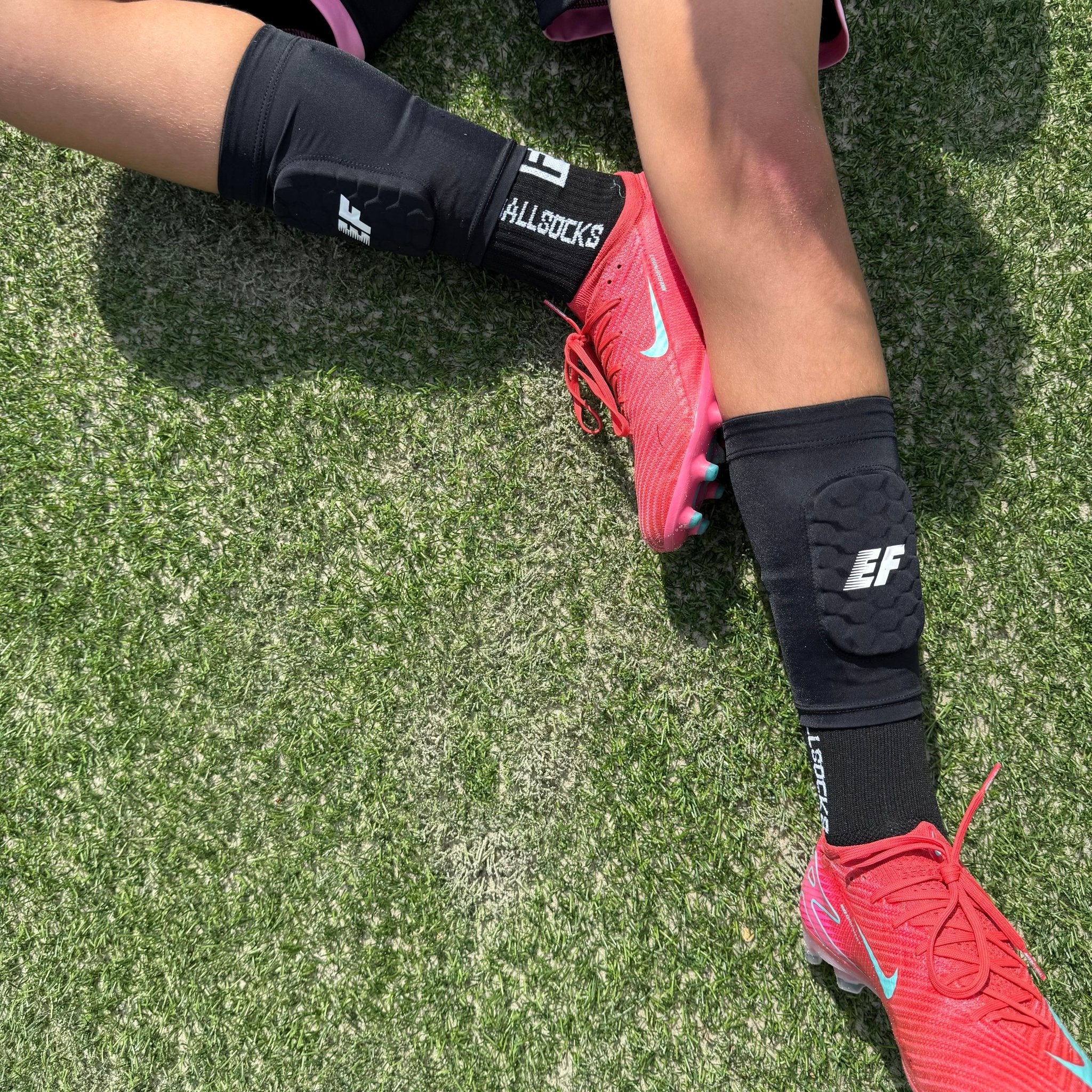 Intergrierte Schienbeinschoner - Elite - Futball